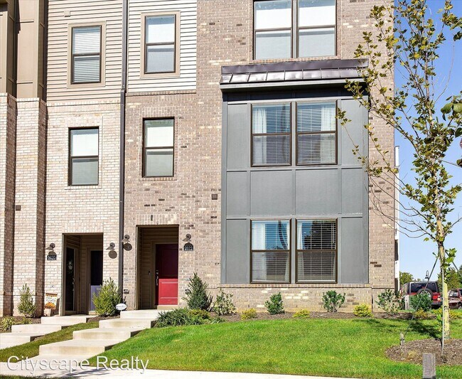Building Photo - 2 br, 2.5 bath House - 2622 Lassen Walk Un...