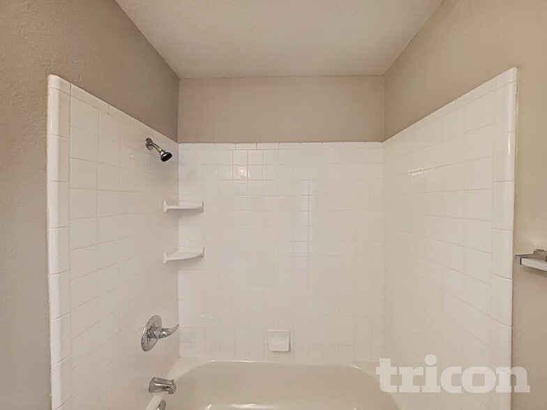 Building Photo - 3561 E Sequoia Dr