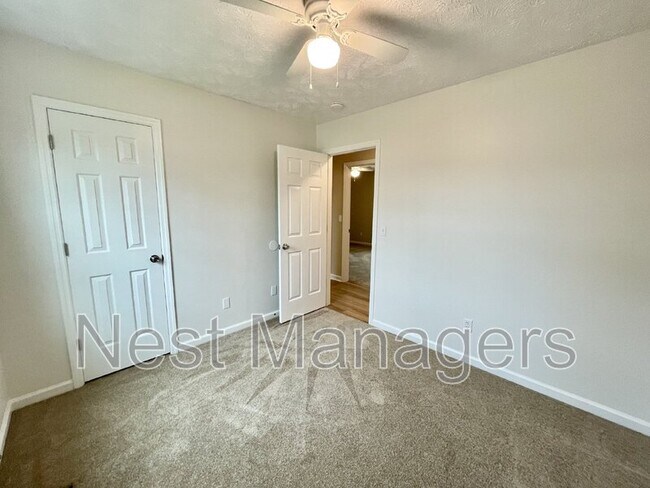 Building Photo - 623 Daharan Dr