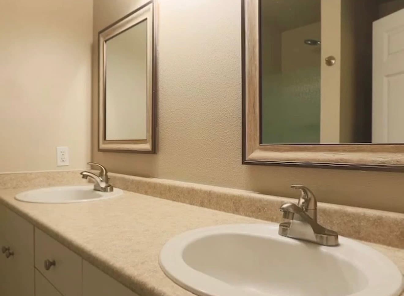 Building Photo - 1730 SE Halyard Ln