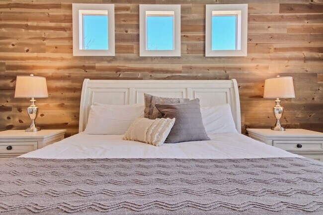 Building Photo - 3364 W 2490 S