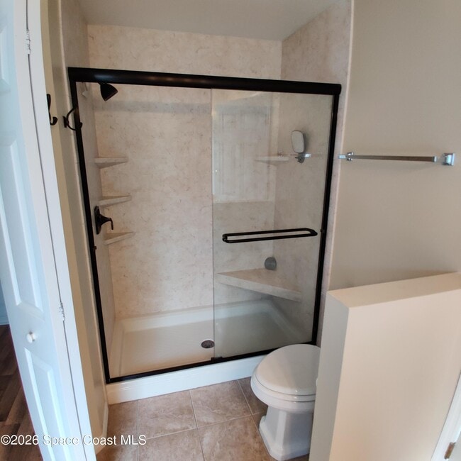 Building Photo - 2061 Tiburon Ln