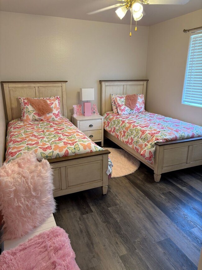 Building Photo - Furnished, 1-Year Long-Term Rental