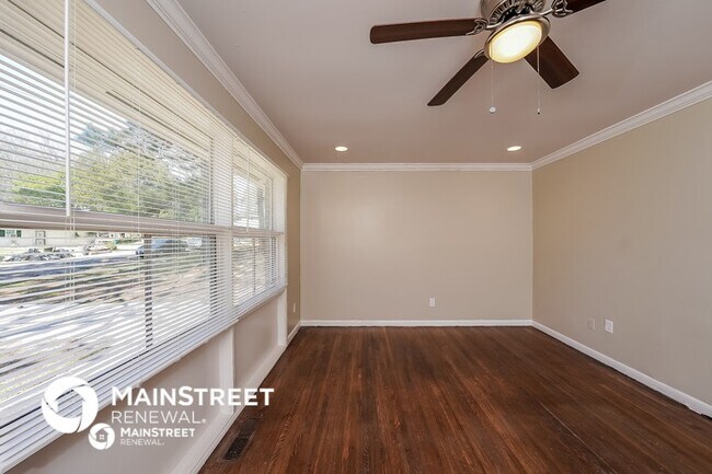 Building Photo - 9765 Virginianna Dr