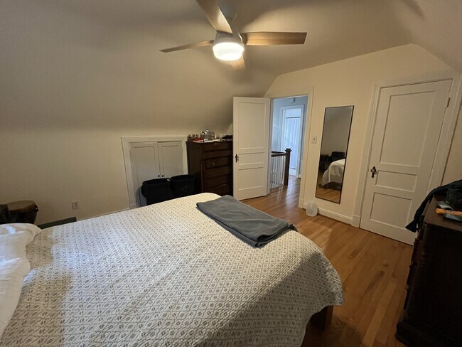 Building Photo - 7501 Three Chopt Rd