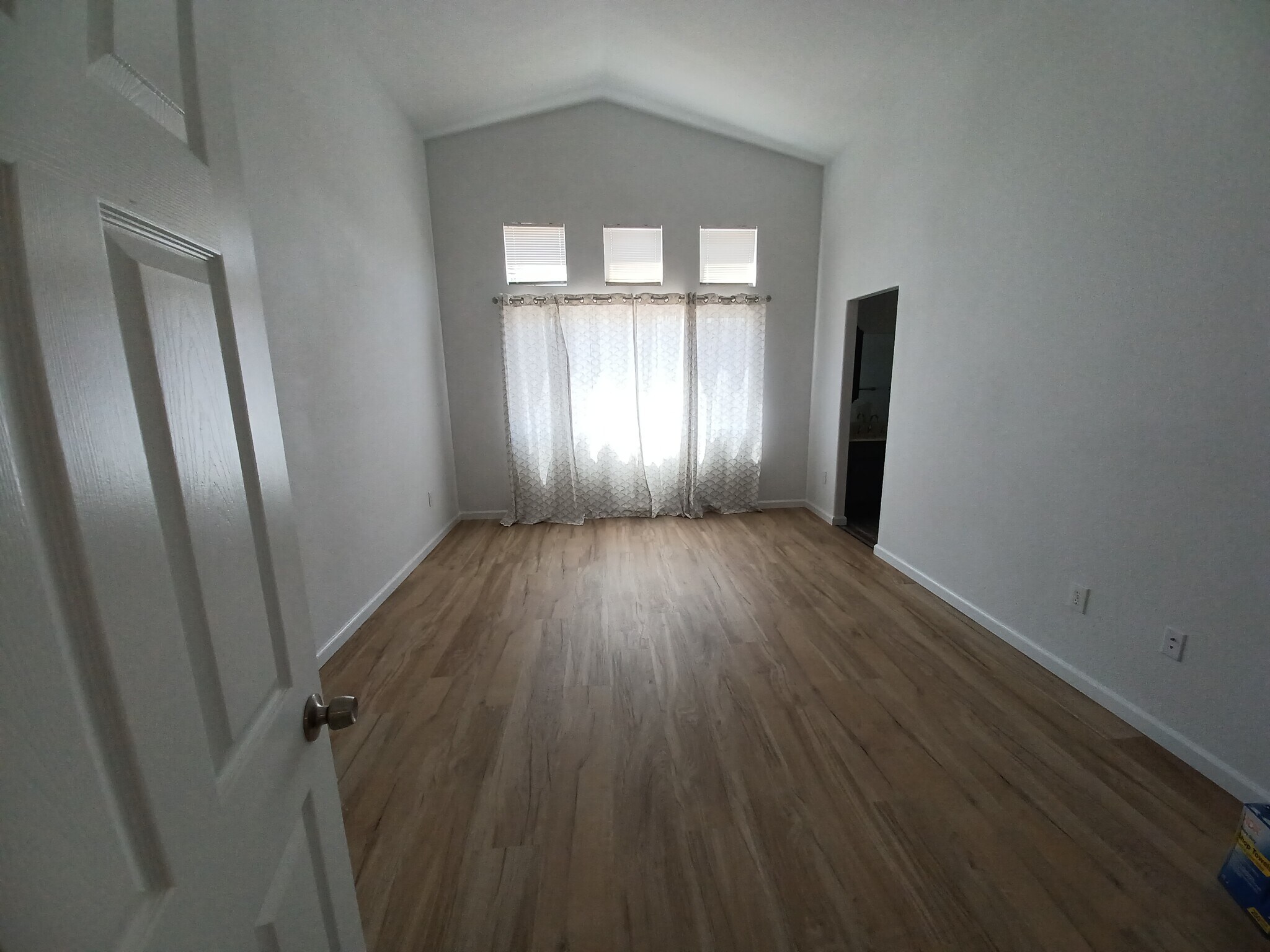 Building Photo - 583 Hildale Cir