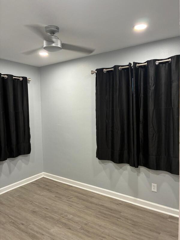 Building Photo - 314 Cole Ave