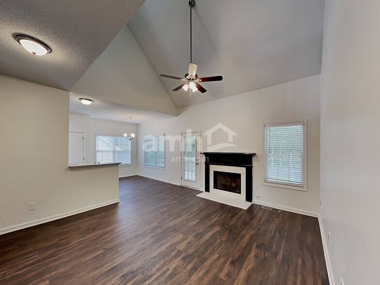 Building Photo - 378 Moreland Cir