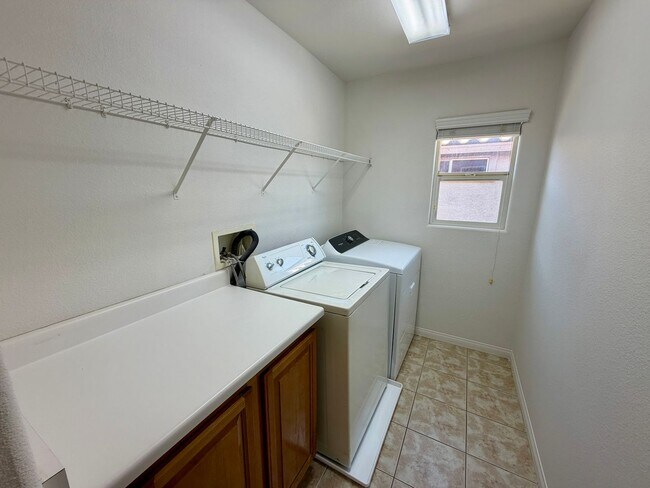 Building Photo - 4213 Great Egret Ln