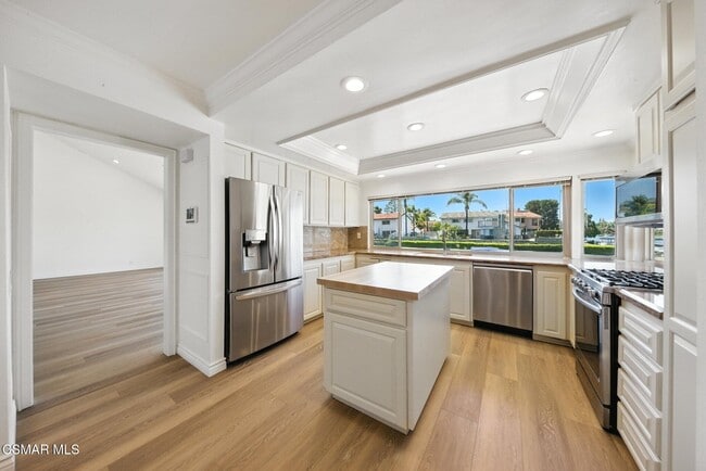Building Photo - 3825 Charthouse Cir