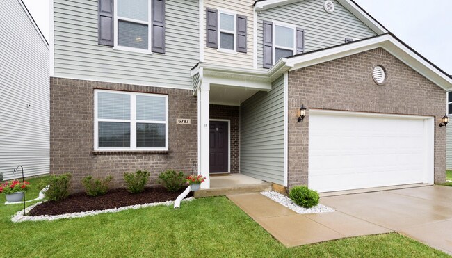 Building Photo - Beautiful House- Perfect for an Executive ...