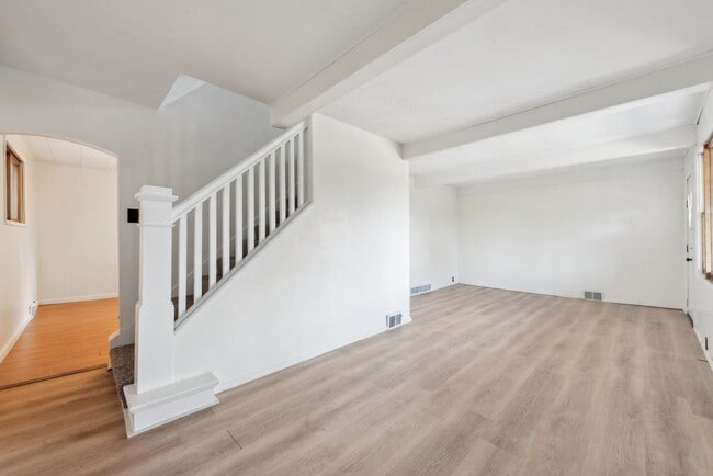 Building Photo - $300 OFF 1ST MONTH OF RENT! Beautiful 3 be...
