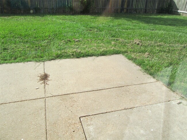 Building Photo - 6818 Glenstein Dr