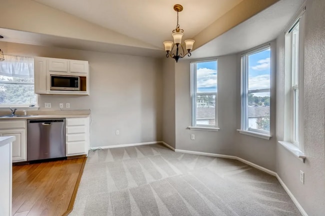 Building Photo - Welcome to this beautiful apartment/condo ...