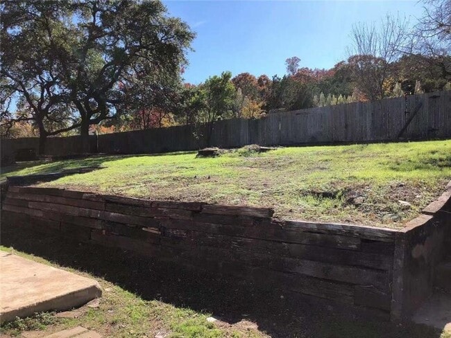 Building Photo - 7107 S Brook Dr