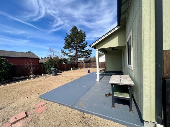 Building Photo - 1548 Inverness Dr