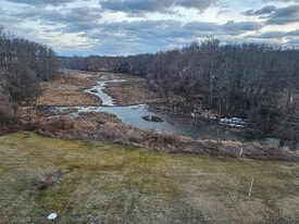 Building Photo - 6631 Wakefield Dr