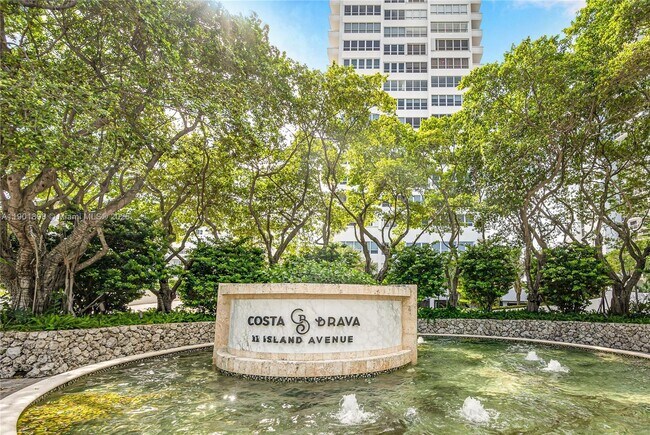 Building Photo - 11 Island Ave