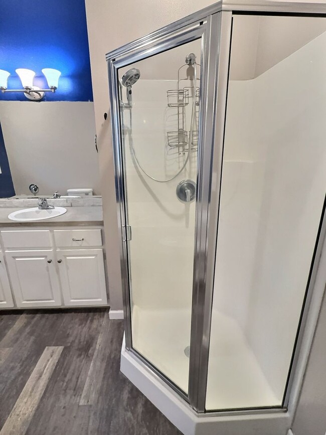 Building Photo - 9301 Blueberry Dr