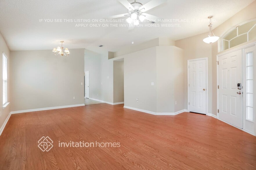Building Photo - 1807 Moss Creek Dr