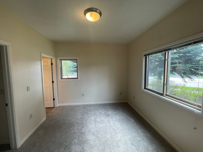 Building Photo - Whitefish Ground Floor Condo