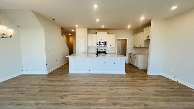 Building Photo - BRAND NEW & Beautiful Townhome with 2 car ...