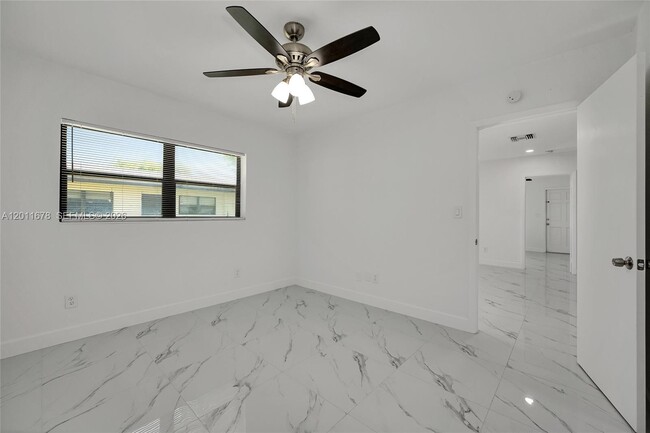 Building Photo - 8732 SW 145th St