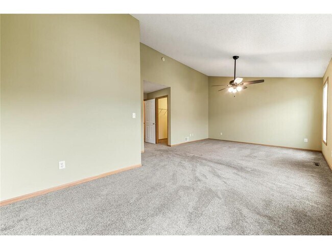Building Photo - 15726 Frisian Ln