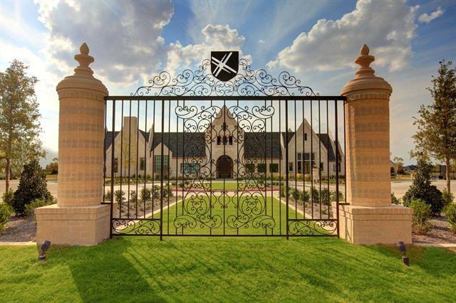 Building Photo - 2413 Latimer Mews