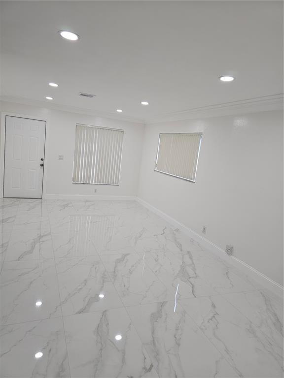 Building Photo - 3800 NW 110th Ave