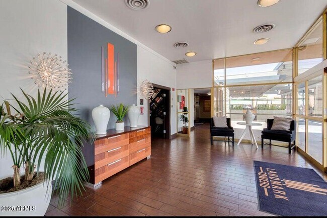 Building Photo - 4750 N Central Ave