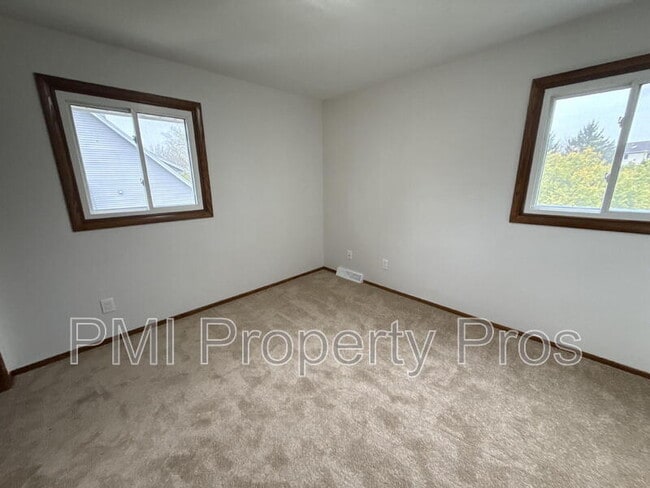Building Photo - 8148 S 88th St