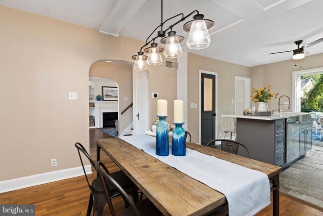 Building Photo - 710 Fishburn Rd