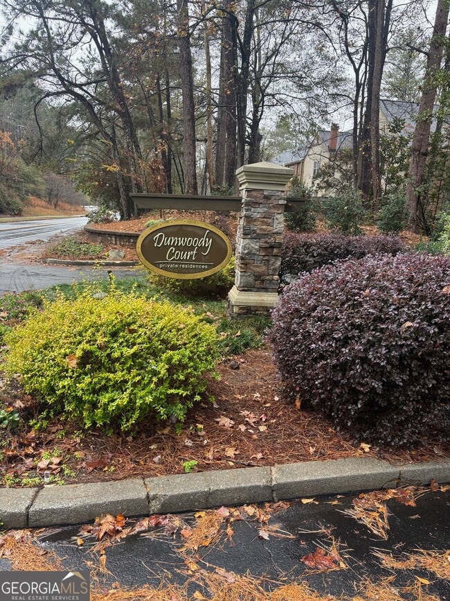 Building Photo - 301 Dunbar Dr