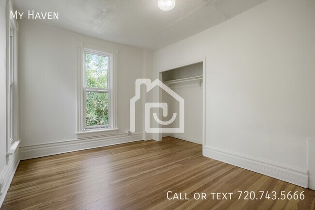 Building Photo - 2359 Lafayette St