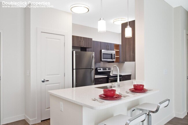 Building Photo - 180 Eastern Ave