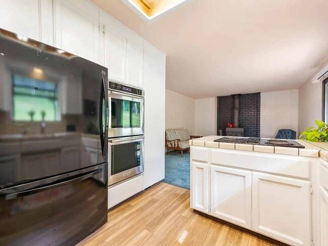 Building Photo - 3 bedroom, 2 bath home in Lake Wildwood, Penn Valley, CA 95946