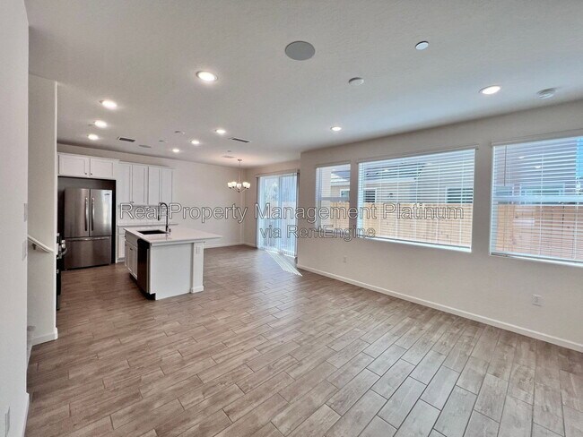 Building Photo - 1526 Woodhill Ln