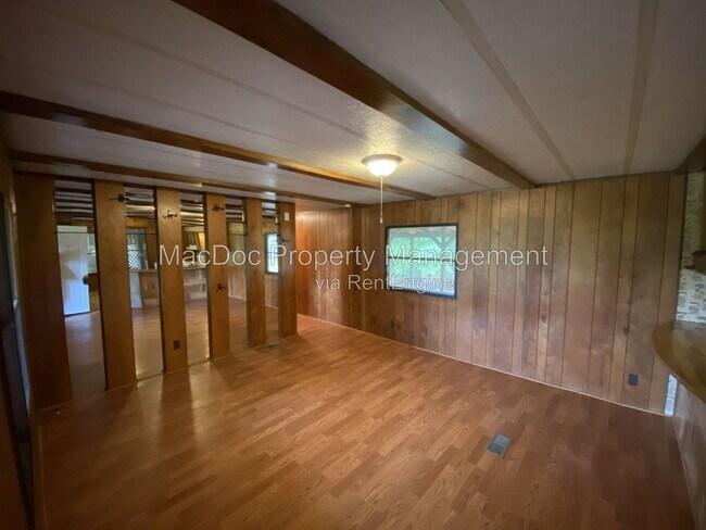 Building Photo - 2036 Mt Olive Rd