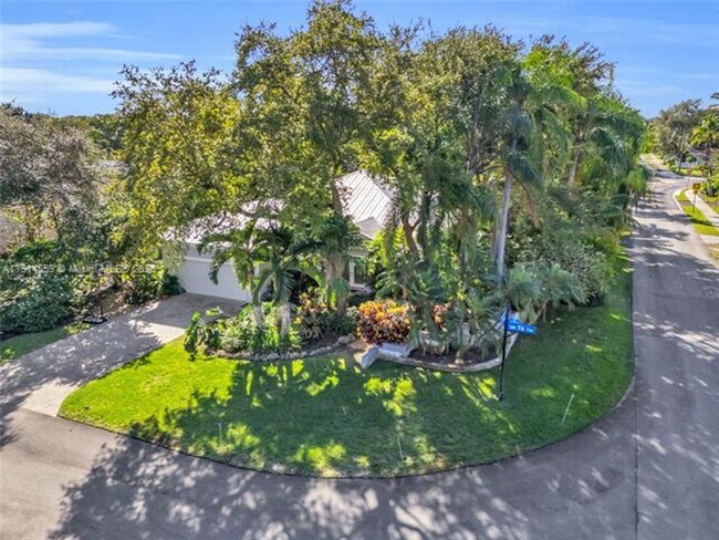 Building Photo - 5794 SW 76th Terrace