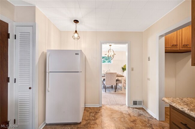 Building Photo - 4313 Neville Rd