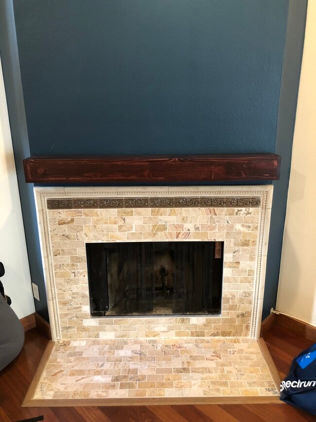 Renovated - FirePlace with Mantle - 2405 34th St