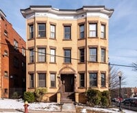 Building Photo - 14 Essex St