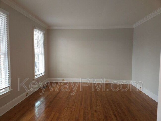 Building Photo - 954 Windmill Ln