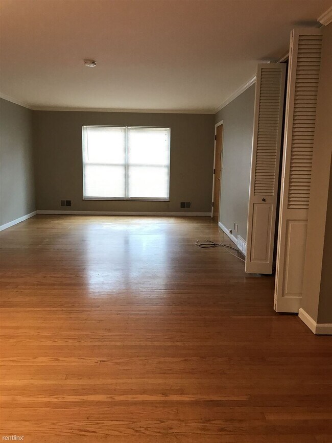 Building Photo - 3807 Leland Rd