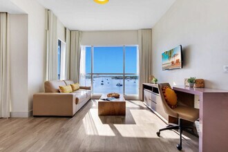 Building Photo - 777 N Ocean Dr