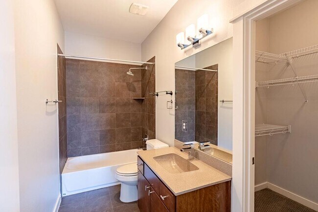 Building Photo - 3107 Corbin Ln