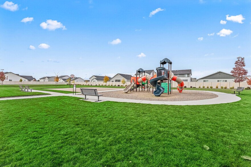 Building Photo - 5302 E Burnte Peak St