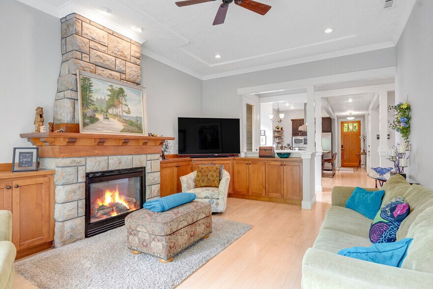 Building Photo - 3060 S Rookery Ln