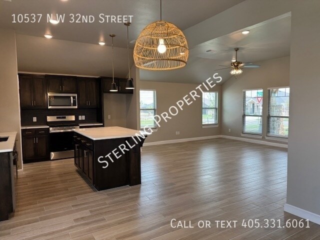 Building Photo - 10537 NW 32nd St